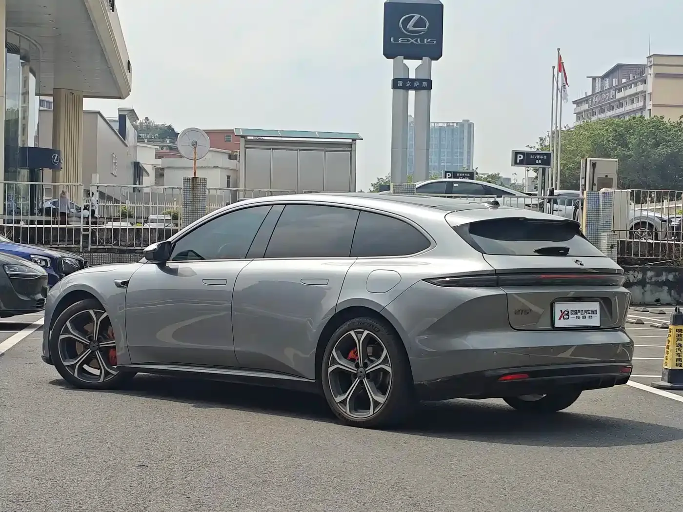 NIO NIO ET5T 2025 75kWh Touring — Фото автомобиля 8