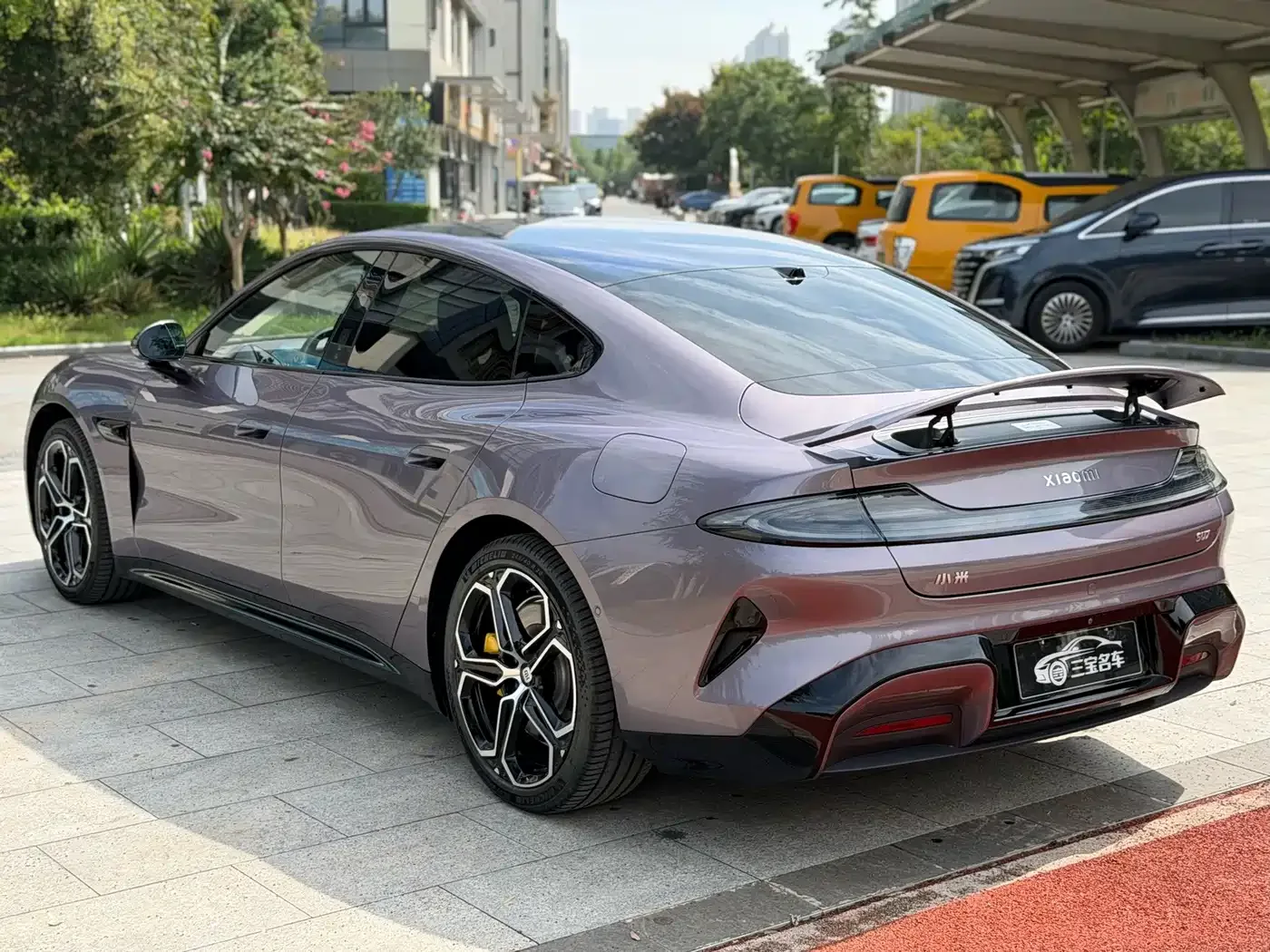 Xiaomi Auto Xiaomi SU7 2024 RWD Ultra Long Range Advanced Smart Driving Pro Edition — Фото автомобиля 7