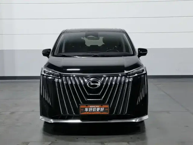 GAC Trumpchi M8 — Фото автомобиля 3