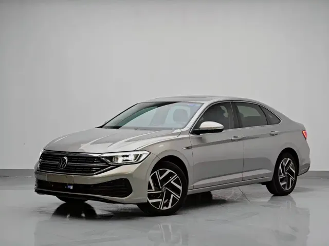 Фотография автомобиля — Volkswagen Sagitar