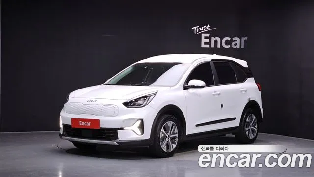 Фотография автомобиля — Kia Niro