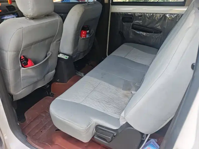 Wuling Hongguang — Фото автомобиля 11