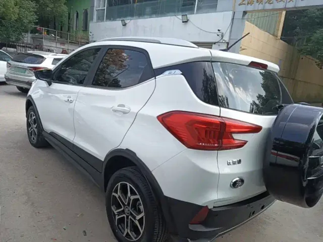 BYD Yuan Pro — Фото автомобиля 4