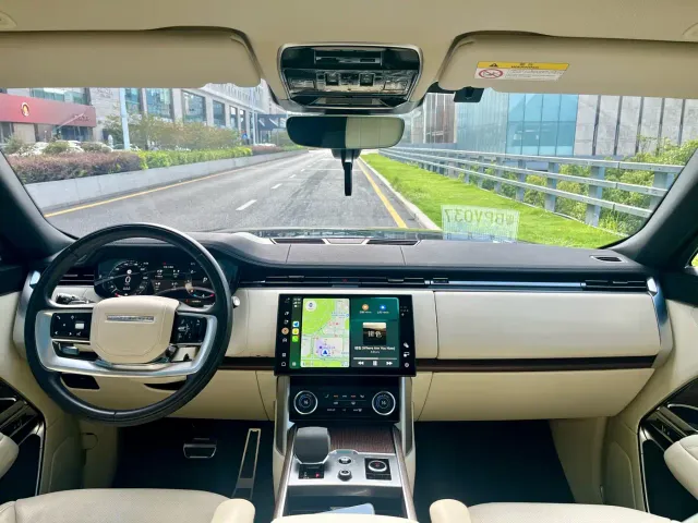 Land Rover Range Rover — Фото автомобиля 10