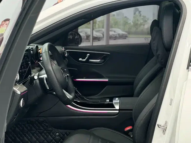 Mercedes-Benz C-Class — Фото автомобиля 6