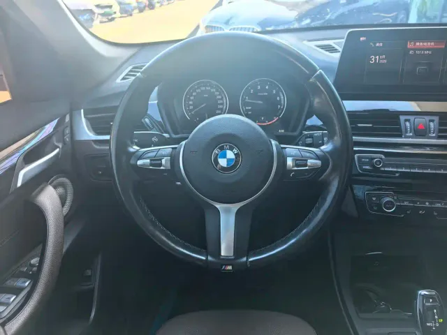 BMW X1 — Фото автомобиля 9