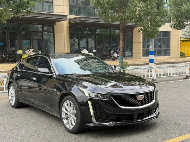 Cadillac CT5 — Фото автомобиля 3