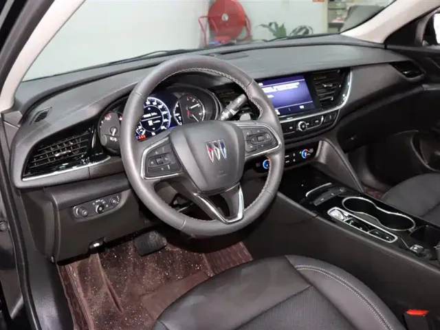 Buick Regal — Фото автомобиля 10