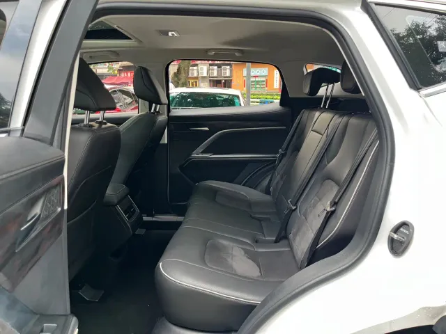 Haval H6 — Фото автомобиля 10