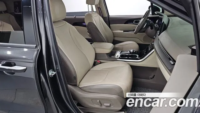 Kia Canival Carnival 4 поколение Дизель 9 мест Signature — Фото автомобиля 23