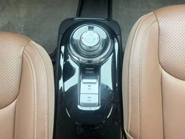 Wuling Bingo — Фото автомобиля 13