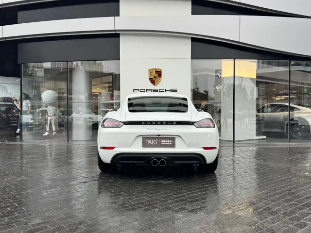 Porsche 718 — Фото автомобиля 6