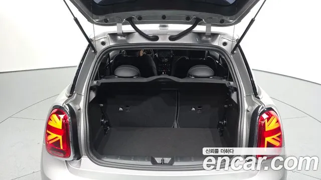 Mini Cooper Cooper Classic — Фото автомобиля 15