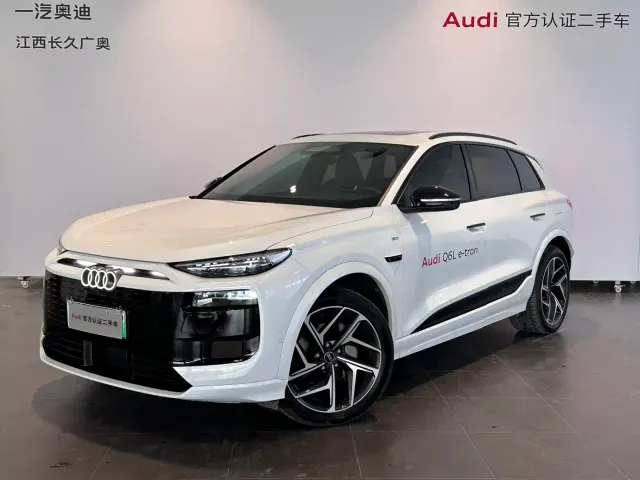 Фотография автомобиля — Audi Q6L e-tron