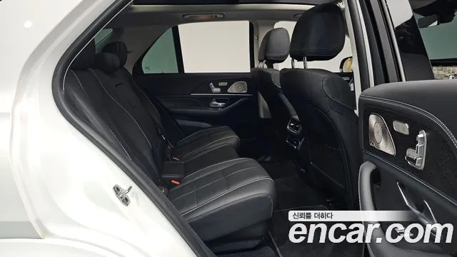 Mercedes-Benz GLE-Class W167 — Фото автомобиля 17