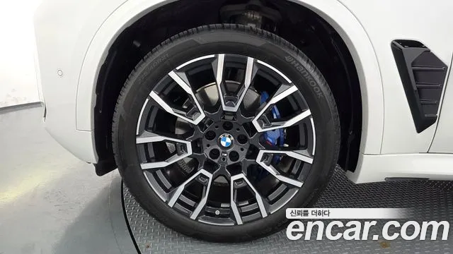 BMW X5 xDrive 40i M Sport — Фото автомобиля 4