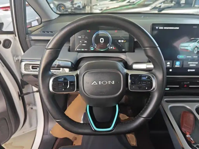 GAC Aion Y — Фото автомобиля 10
