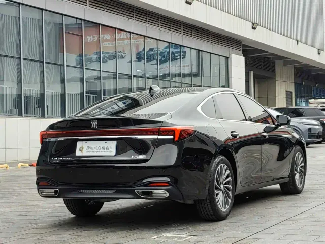 Buick LaCrosse — Фото автомобиля 6