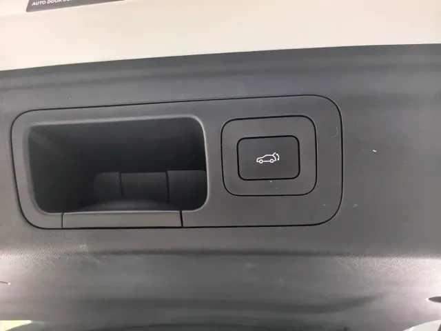 GAC Trumpchi E8 — Фото автомобиля 19