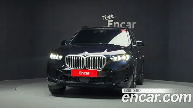 BMW X5 xDrive 40i M Sport — Фото автомобиля 3