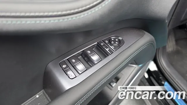 BYD Sealion 7 — Фото автомобиля 28