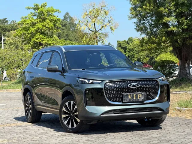Chery Tiggo 8 PLUS — Фото автомобиля 3