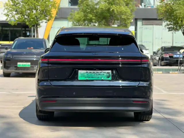 Li Auto i6 — Фото автомобиля 8
