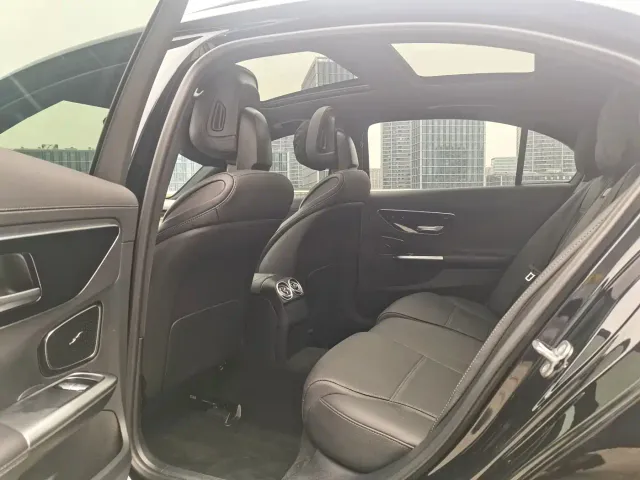 Mercedes-Benz C-Class — Фото автомобиля 10