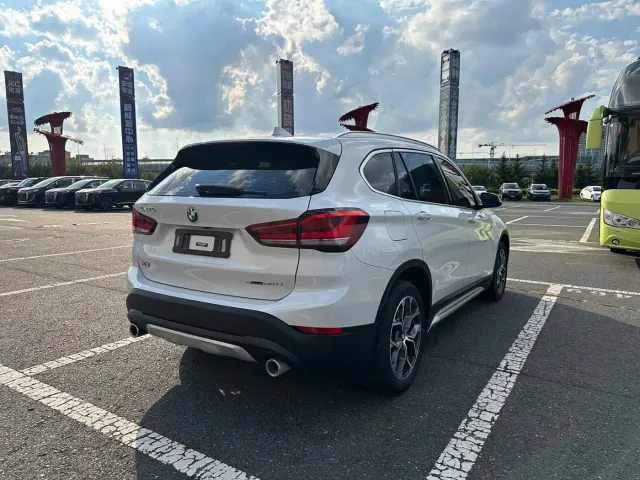 BMW X1 — Фото автомобиля 9