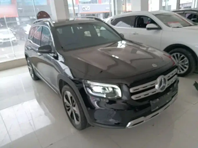 Mercedes-Benz GLB-Class — Фото автомобиля 3