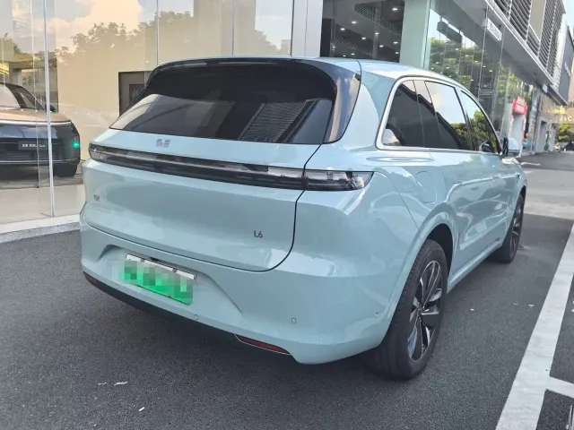 Li Auto L6 — Фото автомобиля 5