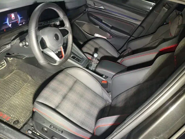 Volkswagen Golf GTI — Фото автомобиля 16
