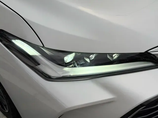 Toyota Avalon — Фото автомобиля 14