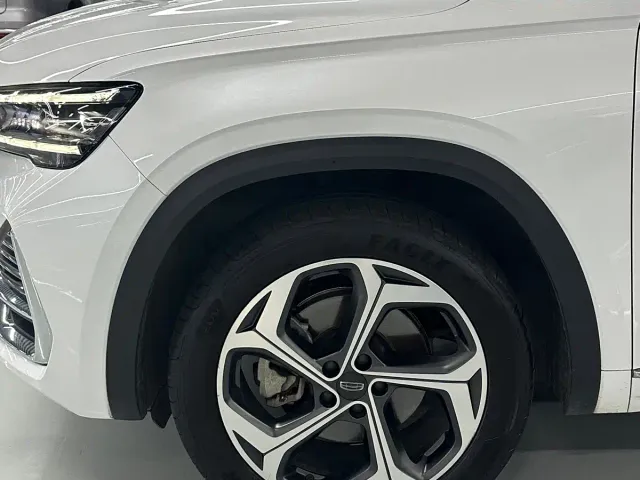 Geely Xingyue L — Фото автомобиля 6