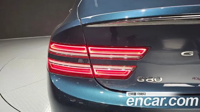 Genesis G80 Бензин 3.5 турбо AWD — Фото автомобиля 23