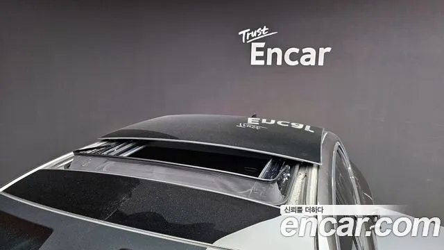 Genesis G90 Бензин 3.5 турбо AWD — Фото автомобиля 20