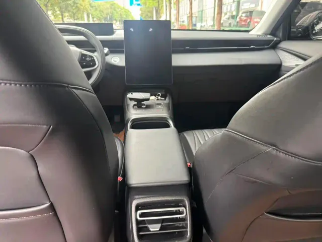 Changan Lamore — Фото автомобиля 6