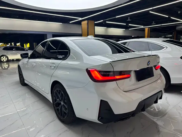 BMW 3 Series — Фото автомобиля 4