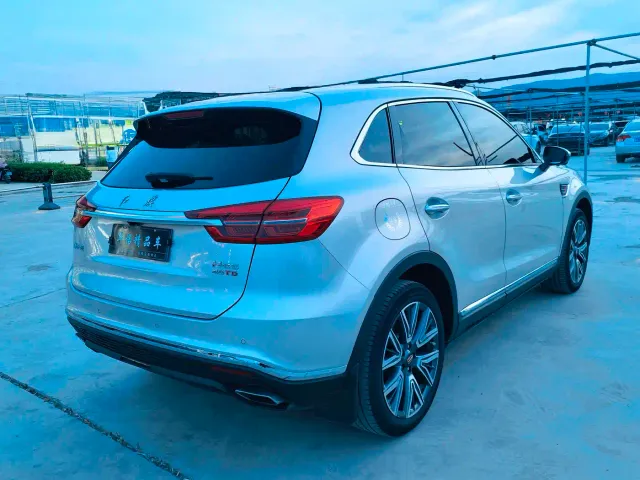 Hongqi HS5 — Фото автомобиля 10