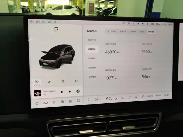 Li Auto L8 — Фото автомобиля 14
