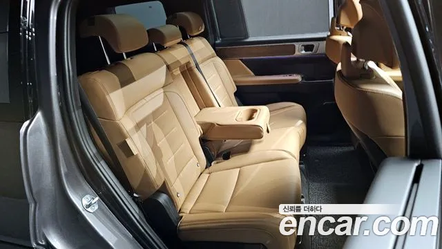 Hyundai Santafe Santa Fe (MX5) Бензин 2.5T 2WD — Фото автомобиля 12