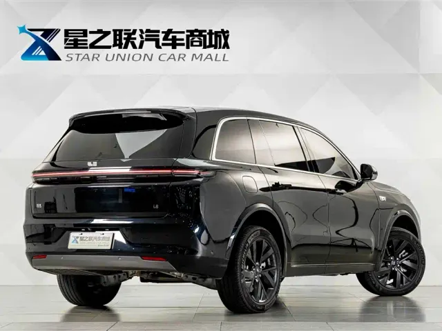 Li Auto L8 — Фото автомобиля 6