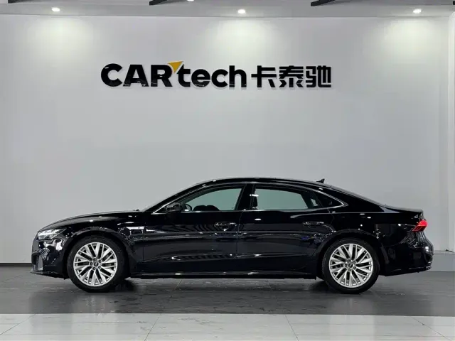 Audi A7L — Фото автомобиля 7