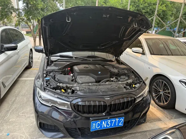 BMW 3 Series — Фото автомобиля 9