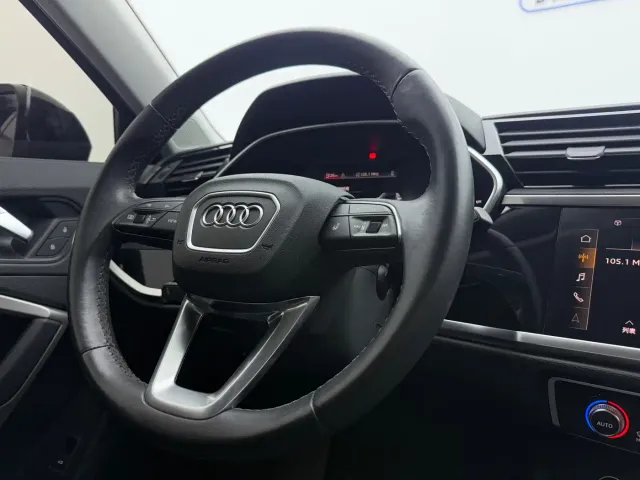 Audi Q3 — Фото автомобиля 14
