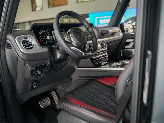 Mercedes-Benz G-Class — Фото автомобиля 9