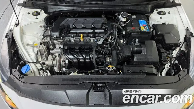 Hyundai Avante CN7 — Фото автомобиля 6