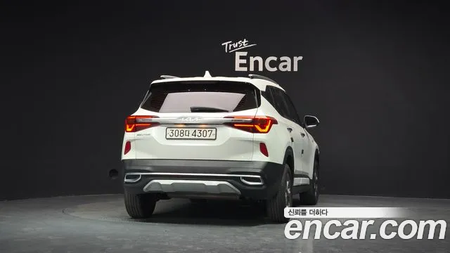 Kia Seltos Seltos Бензин 1.6 турбо 2WD — Фото автомобиля 4
