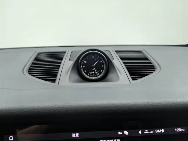 Porsche Macan — Фото автомобиля 30