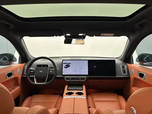 Li Auto L7 — Фото автомобиля 9